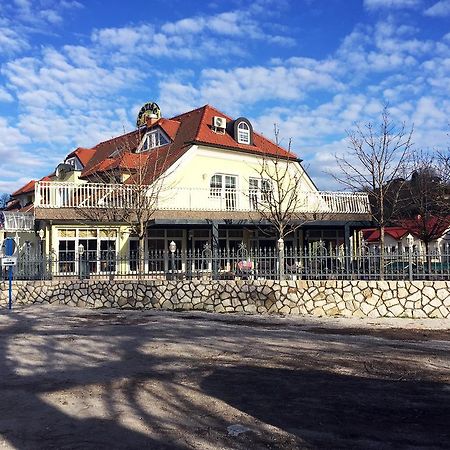 Guesthouse Jug Blato エクステリア 写真