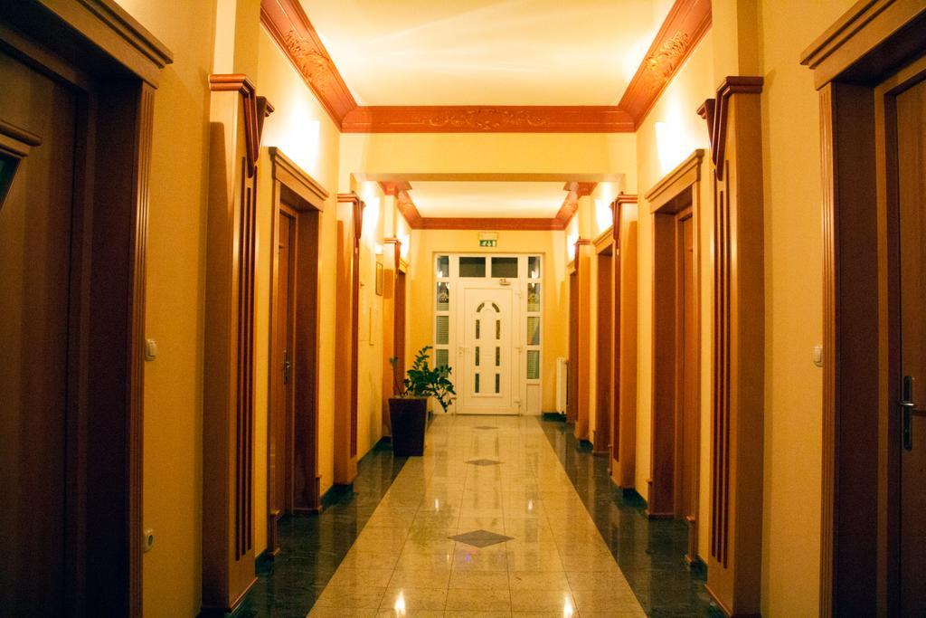 Guesthouse Jug Blato エクステリア 写真