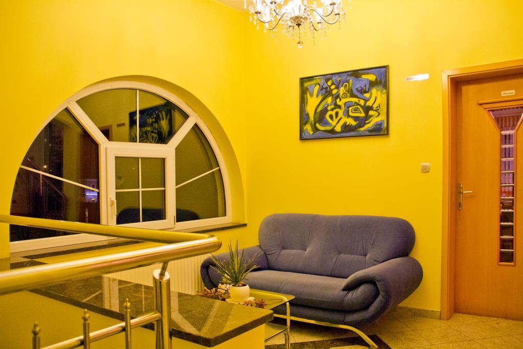 Guesthouse Jug Blato エクステリア 写真
