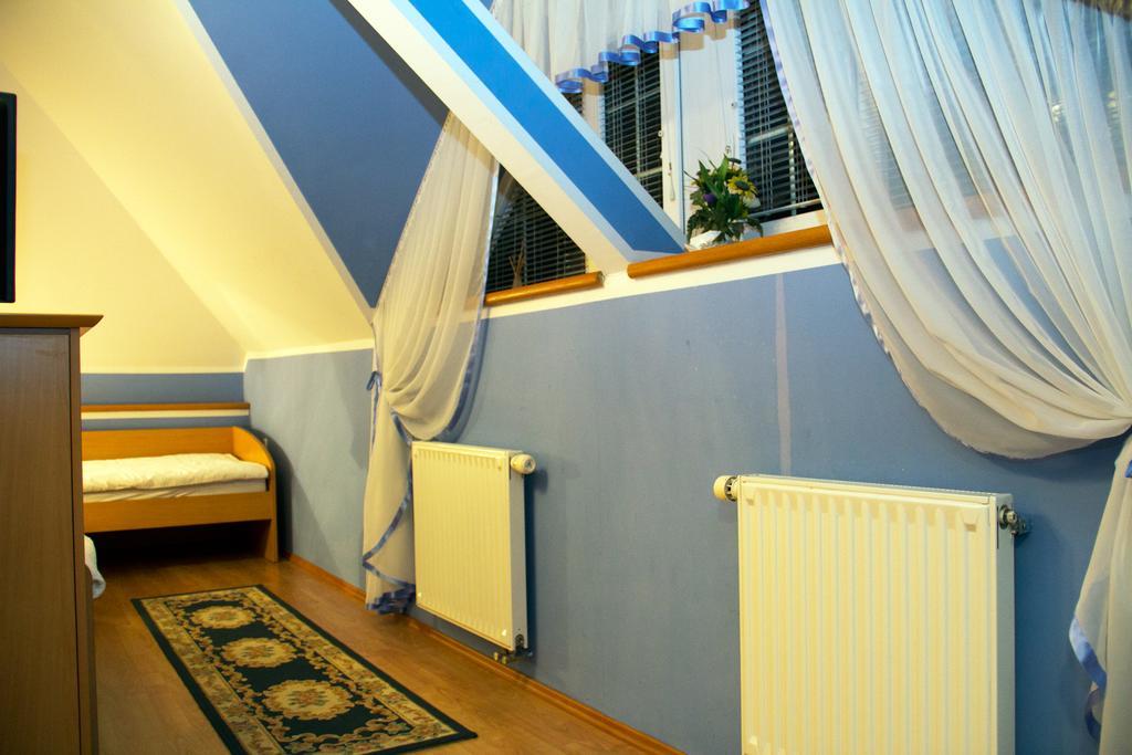 Guesthouse Jug Blato エクステリア 写真